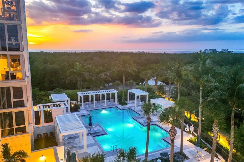 6897 Grenadier Blvd 601, Naples, FL 34108-42