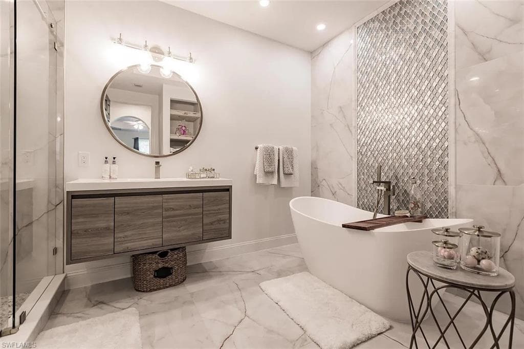 /property-images/225049441-2.jpg