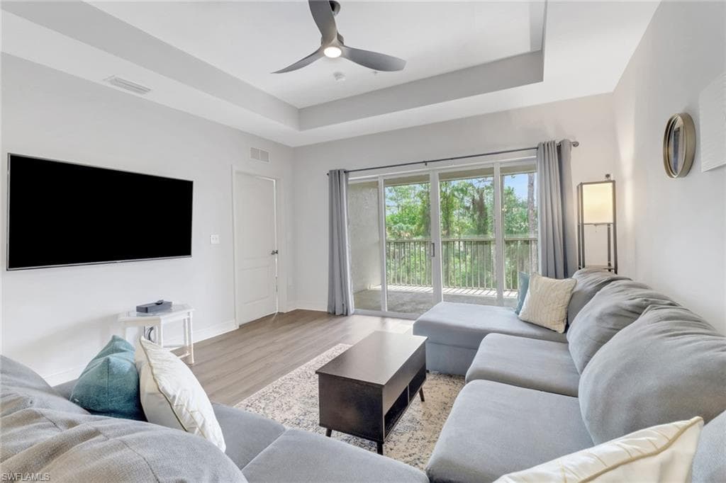 /property-images/225049916-2.jpg