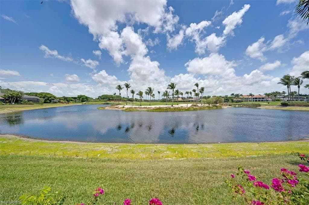 2366 Alexander Palm Dr, Naples, FL 34105-22