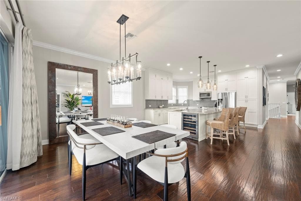/property-images/225050180-2.jpg