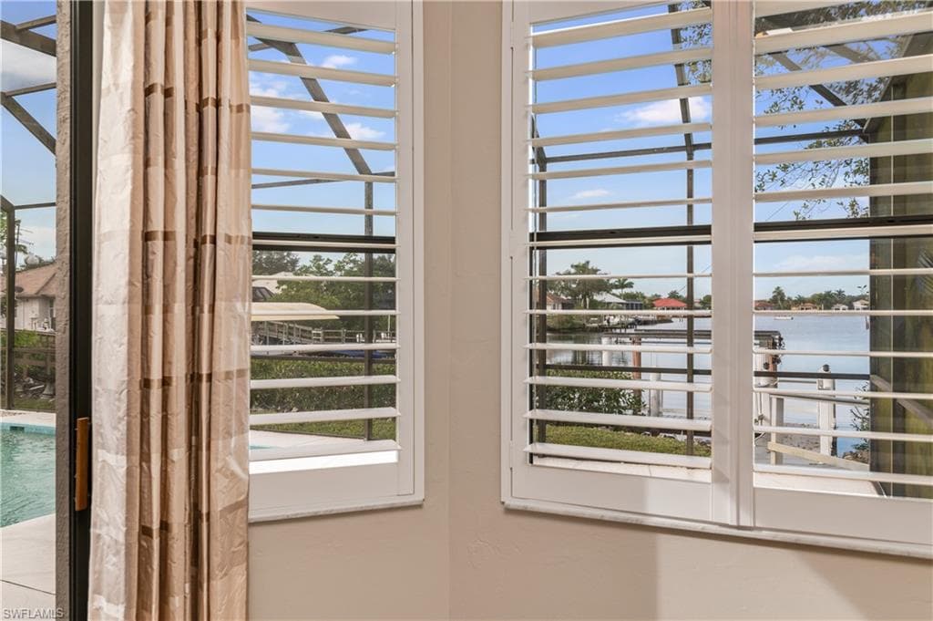 171 Cays Dr, Naples, FL 34114-23