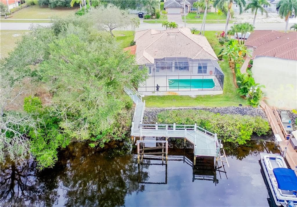 171 Cays Dr, Naples, FL 34114-36