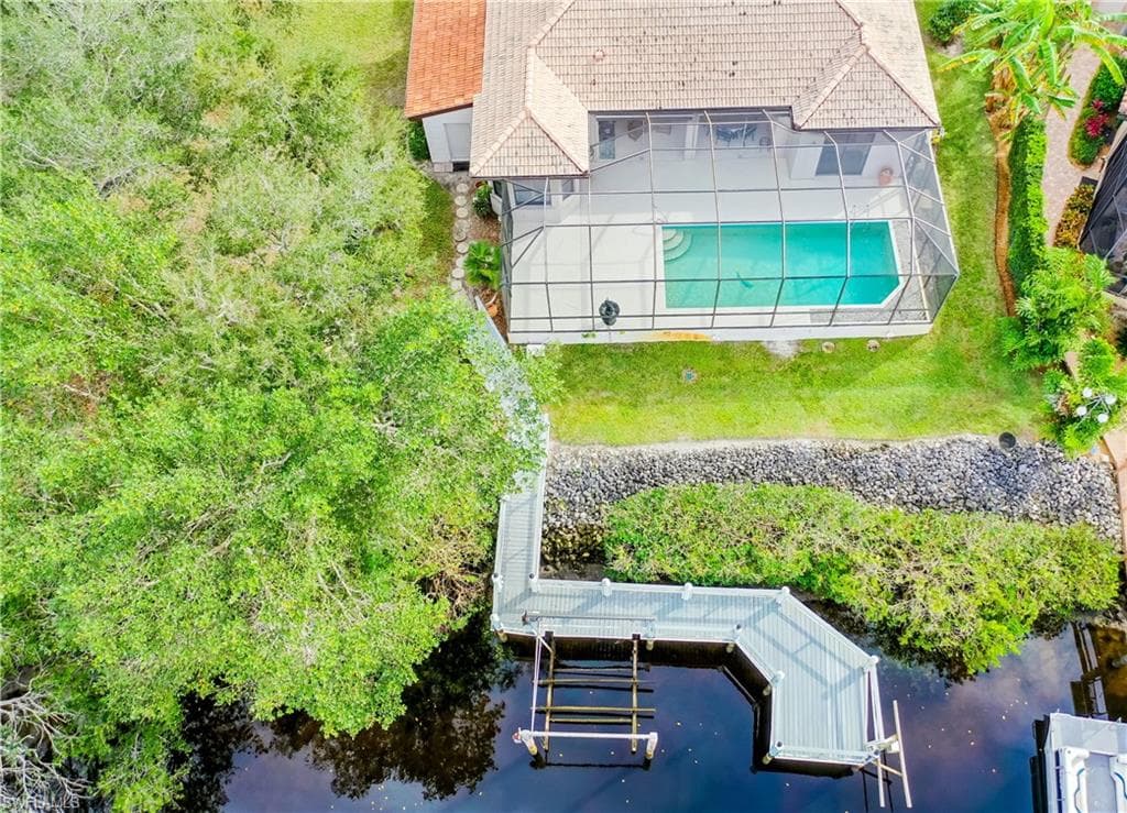 171 Cays Dr, Naples, FL 34114-37