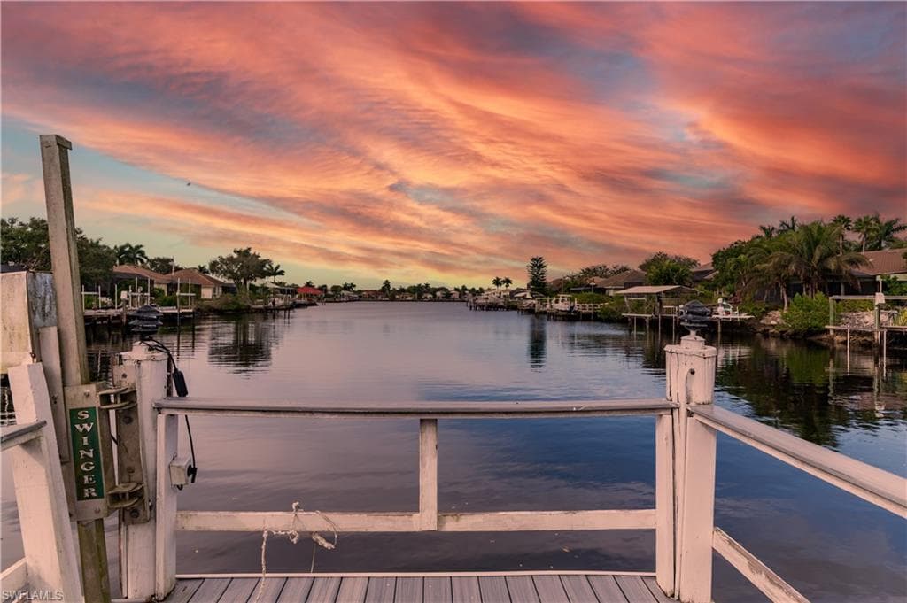 171 Cays Dr, Naples, FL 34114-40