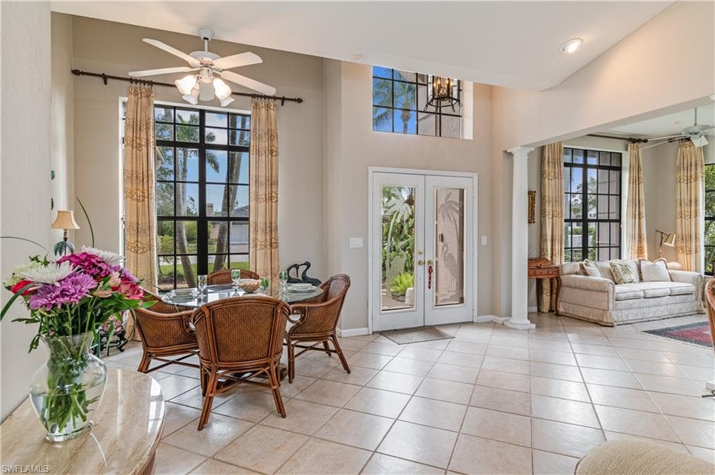 171 Cays Dr, Naples, FL 34114-5