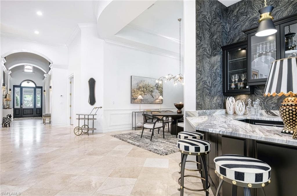 9013 Terranova Dr, Naples, FL 34109-10