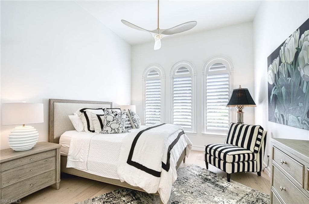 9013 Terranova Dr, Naples, FL 34109-22