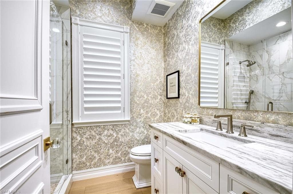 9013 Terranova Dr, Naples, FL 34109-23
