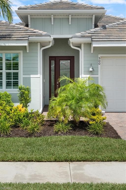 500 Polihale Way, Naples, FL 34114-39