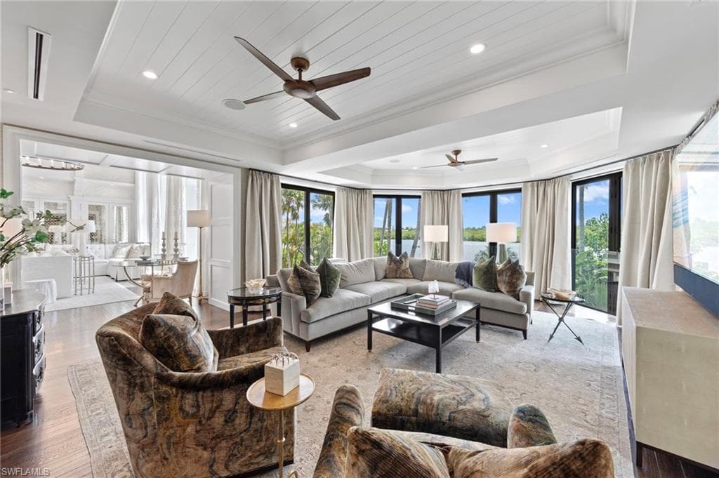 3675 Gordon Dr, Naples, FL 34102-15
