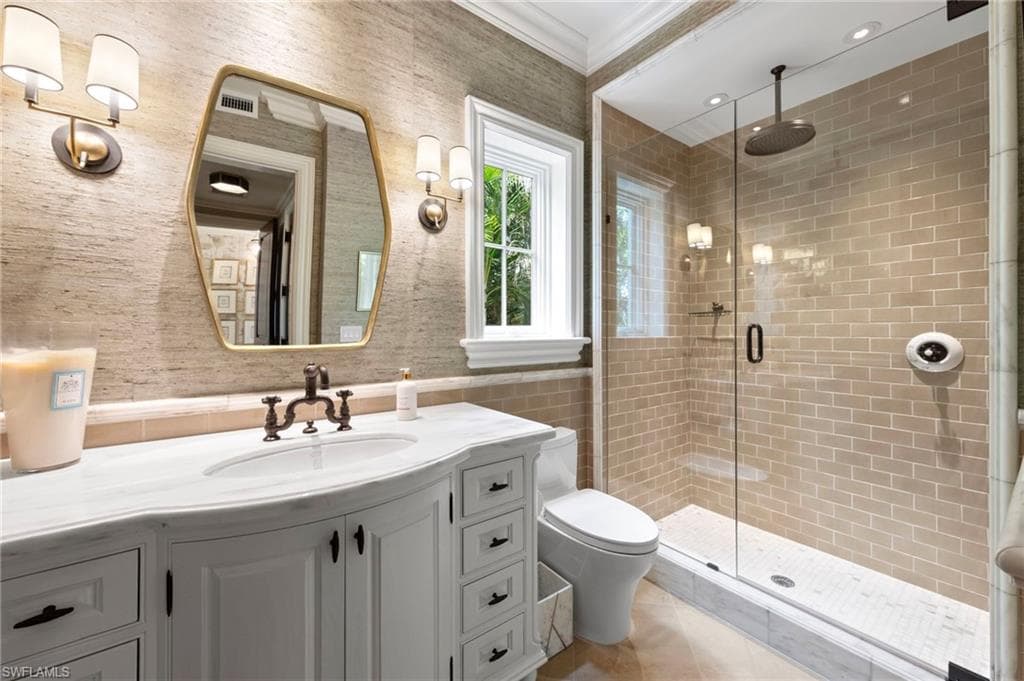 3675 Gordon Dr, Naples, FL 34102-22
