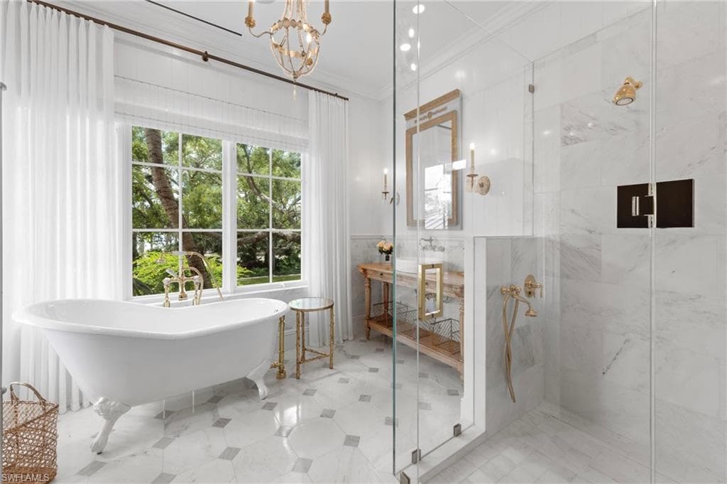 3675 Gordon Dr, Naples, FL 34102-24