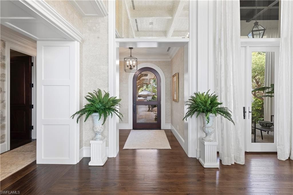 3675 Gordon Dr, Naples, FL 34102-32