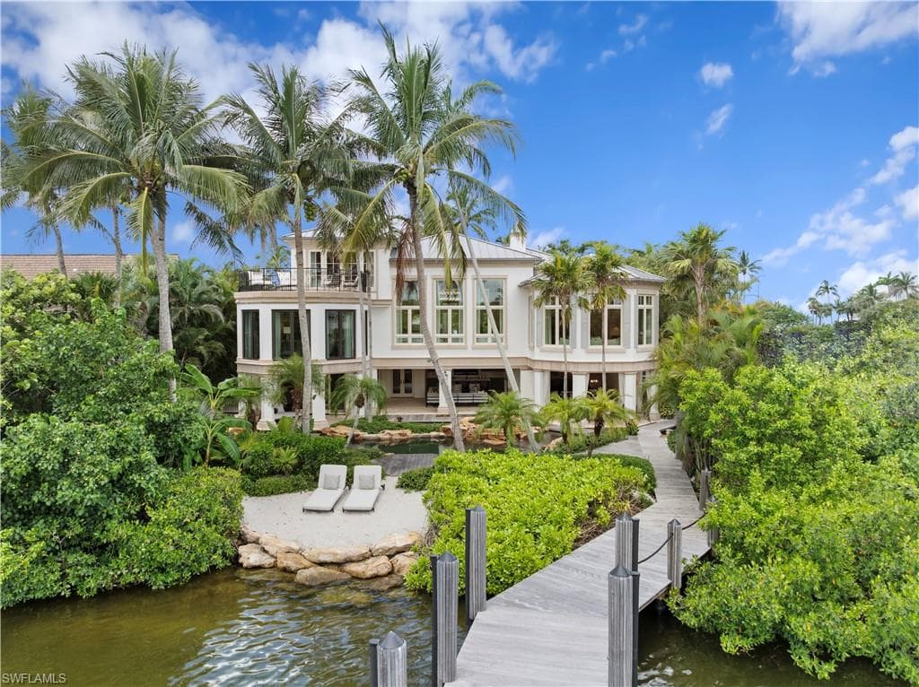 3675 Gordon Dr, Naples, FL 34102-38