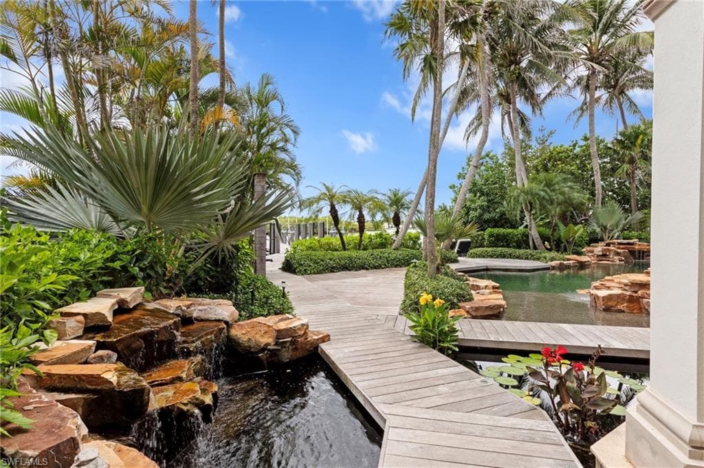 3675 Gordon Dr, Naples, FL 34102-44