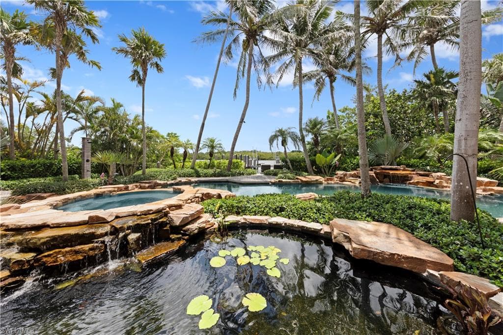 3675 Gordon Dr, Naples, FL 34102-45