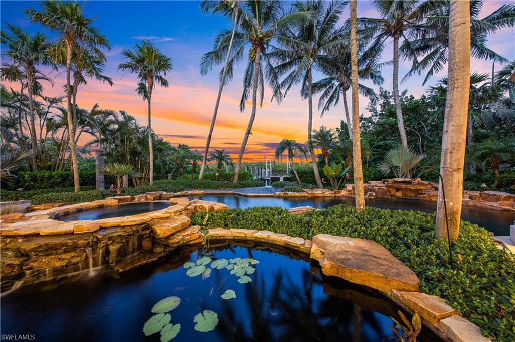 3675 Gordon Dr, Naples, FL 34102-48