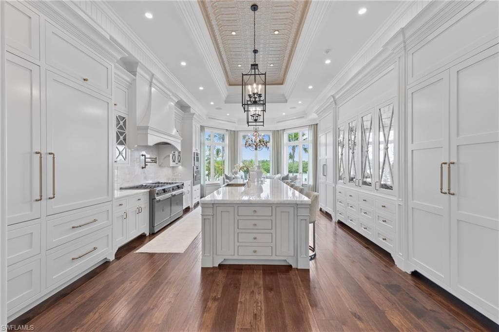 3675 Gordon Dr, Naples, FL 34102-6