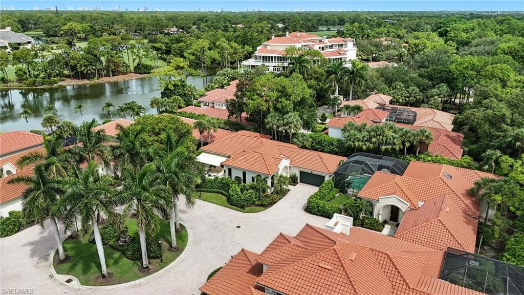 2547 Avila Ln, Naples, FL 34105-3