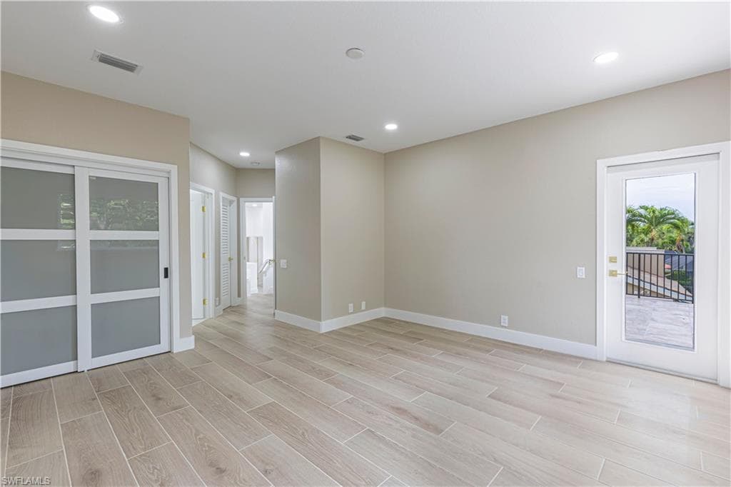 9217 Troon Lakes Dr, Naples, FL 34109-10