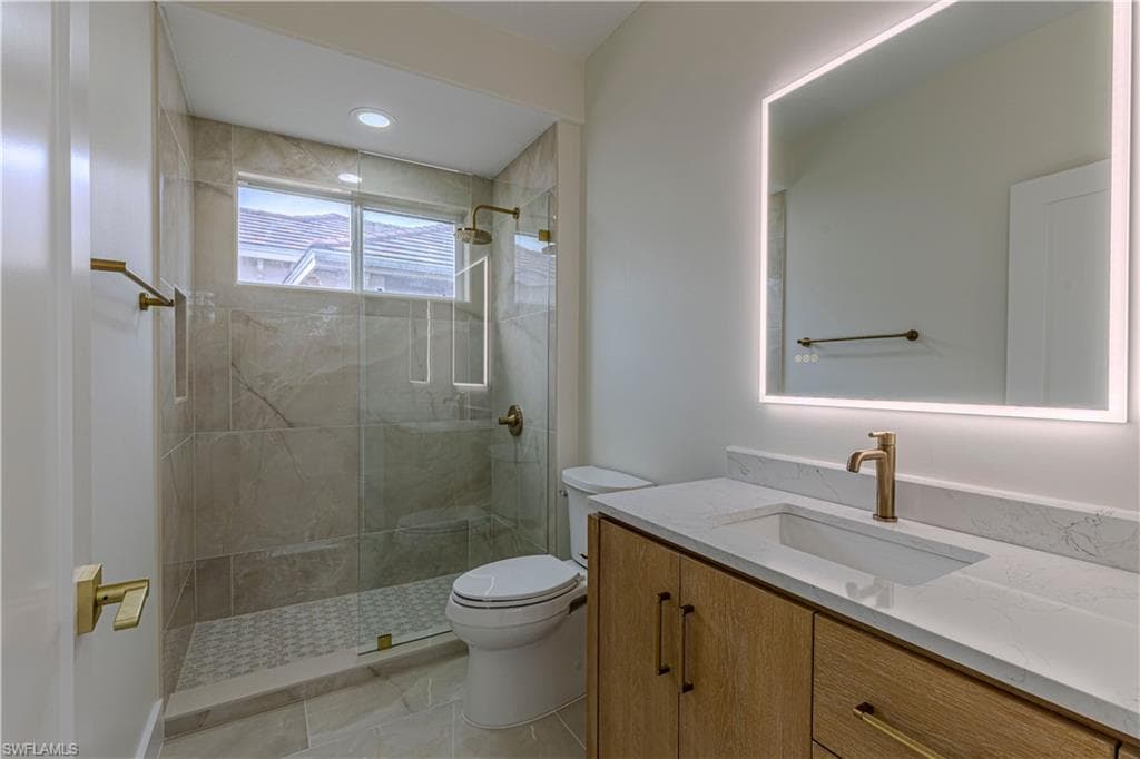 9217 Troon Lakes Dr, Naples, FL 34109-12