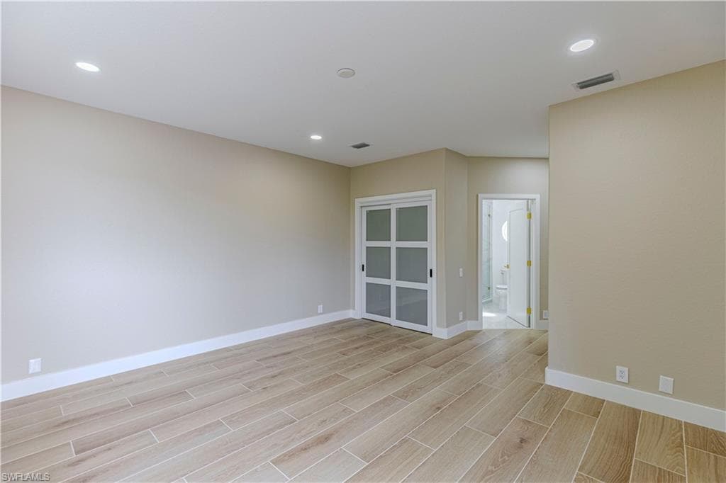 9217 Troon Lakes Dr, Naples, FL 34109-13