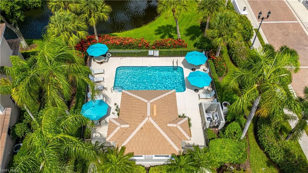 9217 Troon Lakes Dr, Naples, FL 34109-23