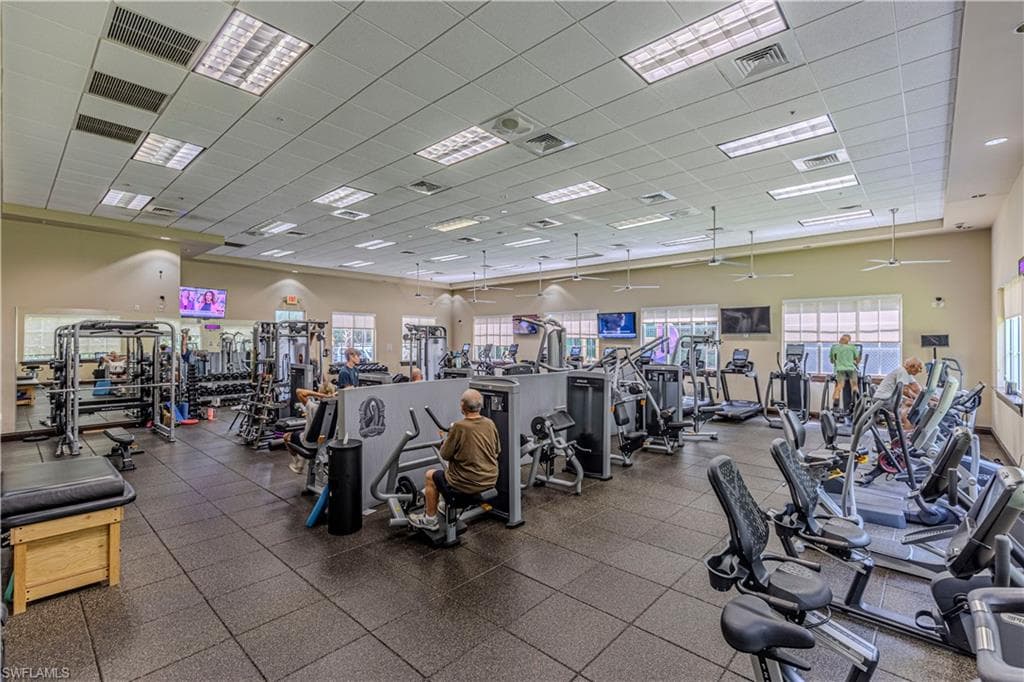 9217 Troon Lakes Dr, Naples, FL 34109-24