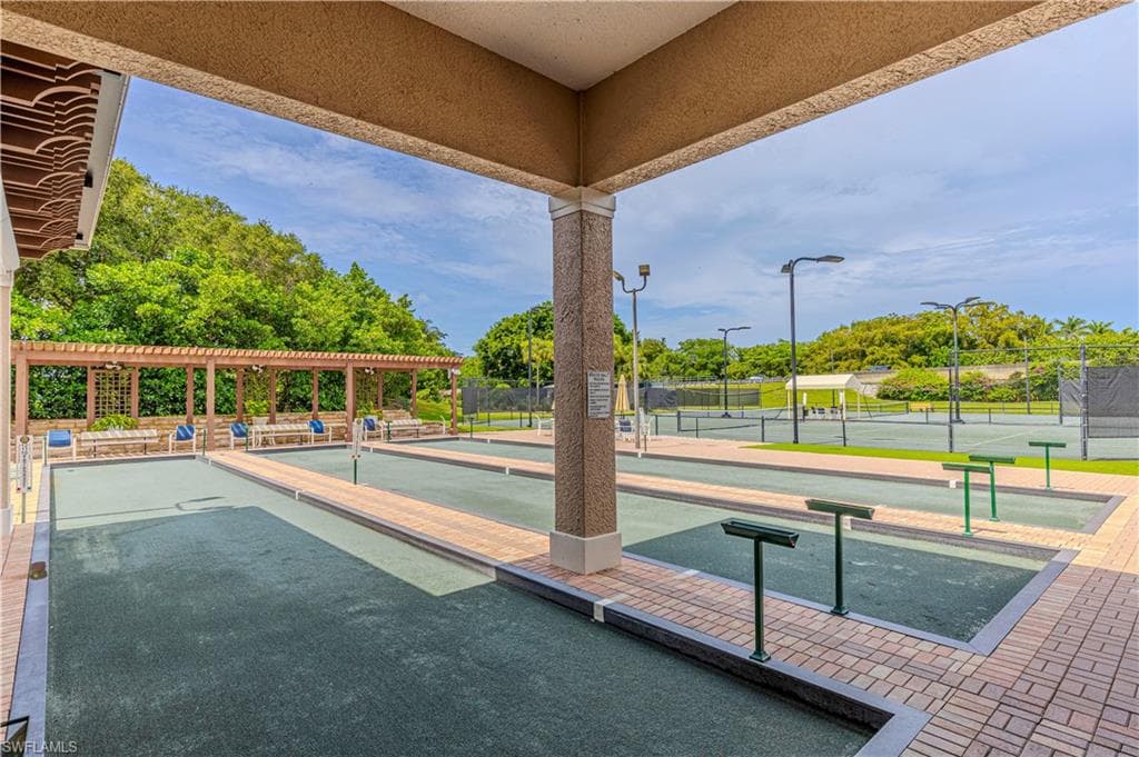 9217 Troon Lakes Dr, Naples, FL 34109-25