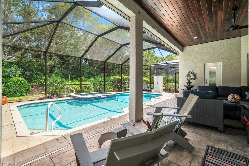 8844 Ventura Way, Naples, FL 34109-23