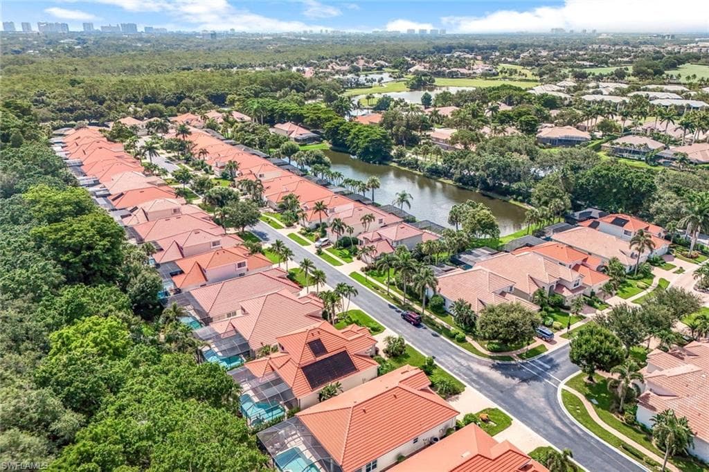 8844 Ventura Way, Naples, FL 34109-30