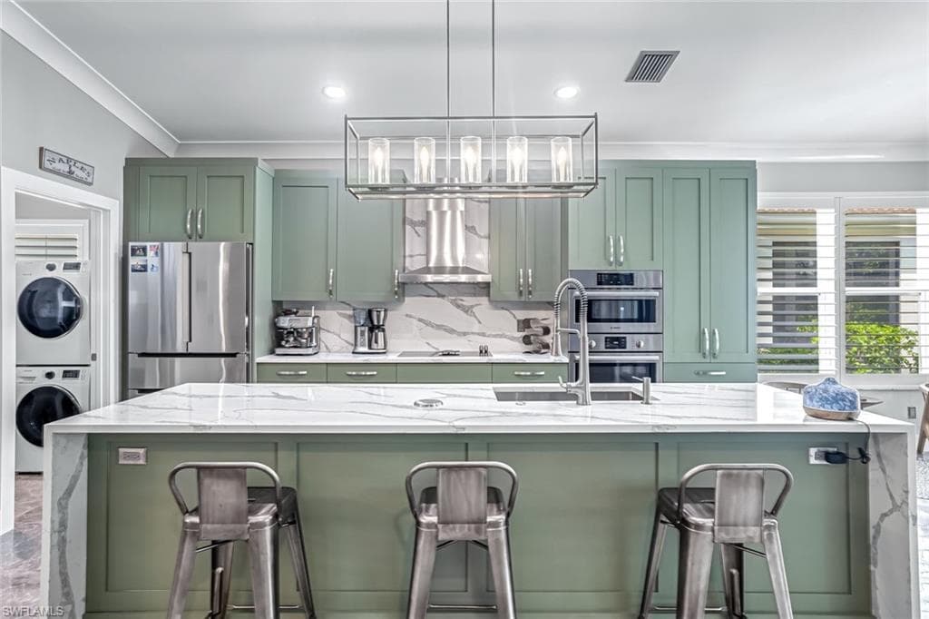 8844 Ventura Way, Naples, FL 34109-7