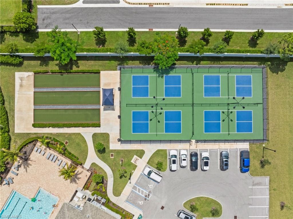 428 Polihale Way, Naples, FL 34114-32