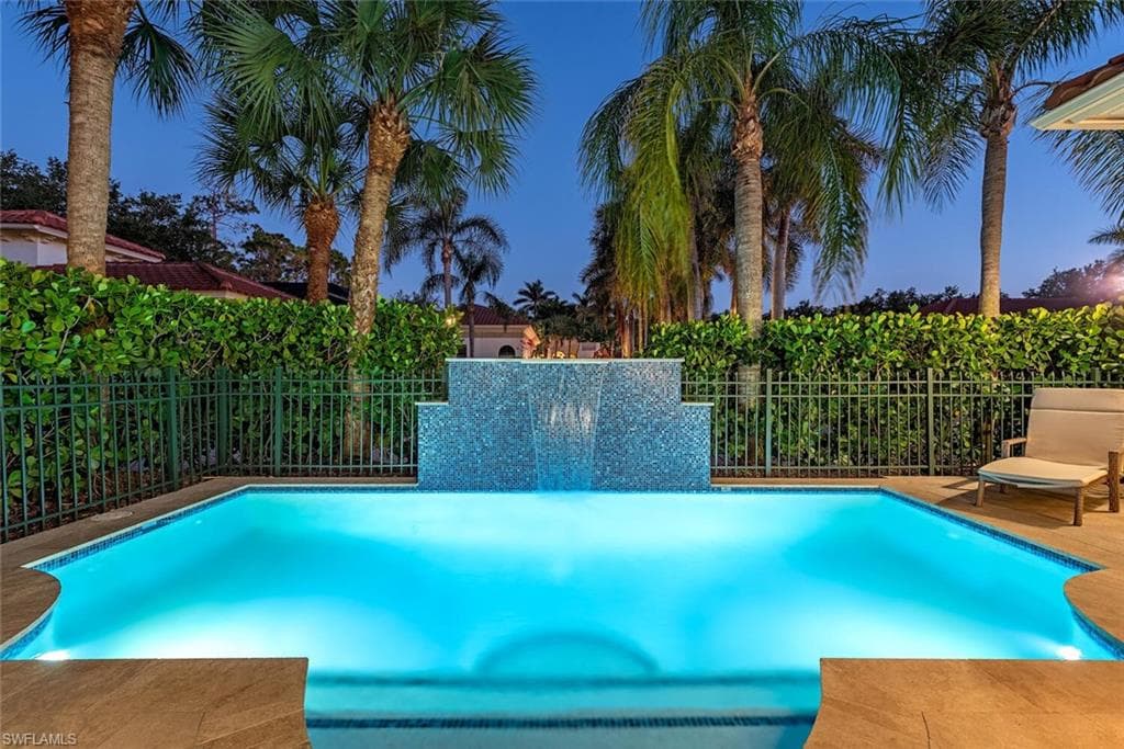 2618 Trillium Way, Naples, FL 34105-28