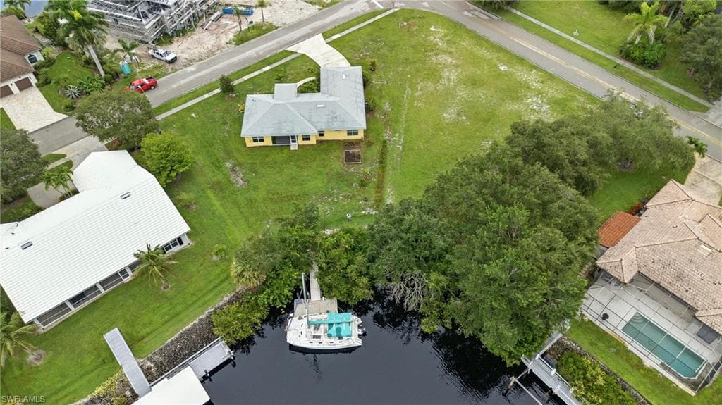 176 Venus Cay, Naples, FL 34114-46