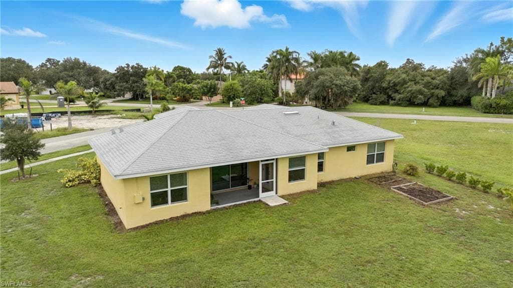 176 Venus Cay, Naples, FL 34114-47