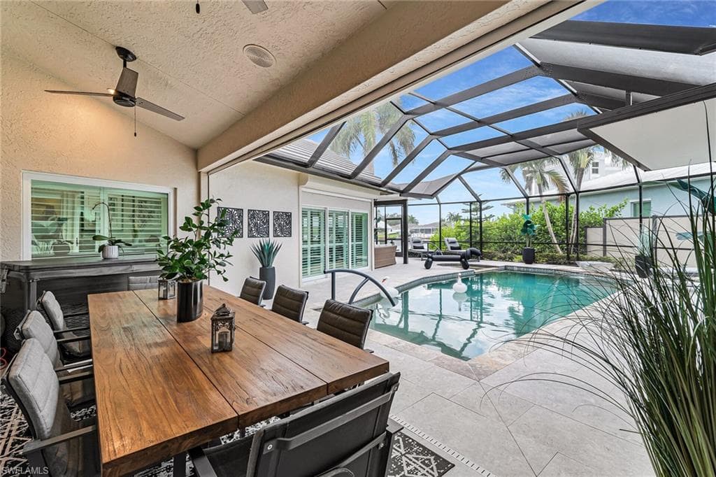 123 Newport Dr, Naples, FL 34114-29