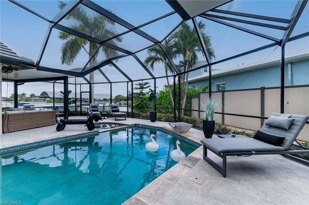 123 Newport Dr, Naples, FL 34114-33