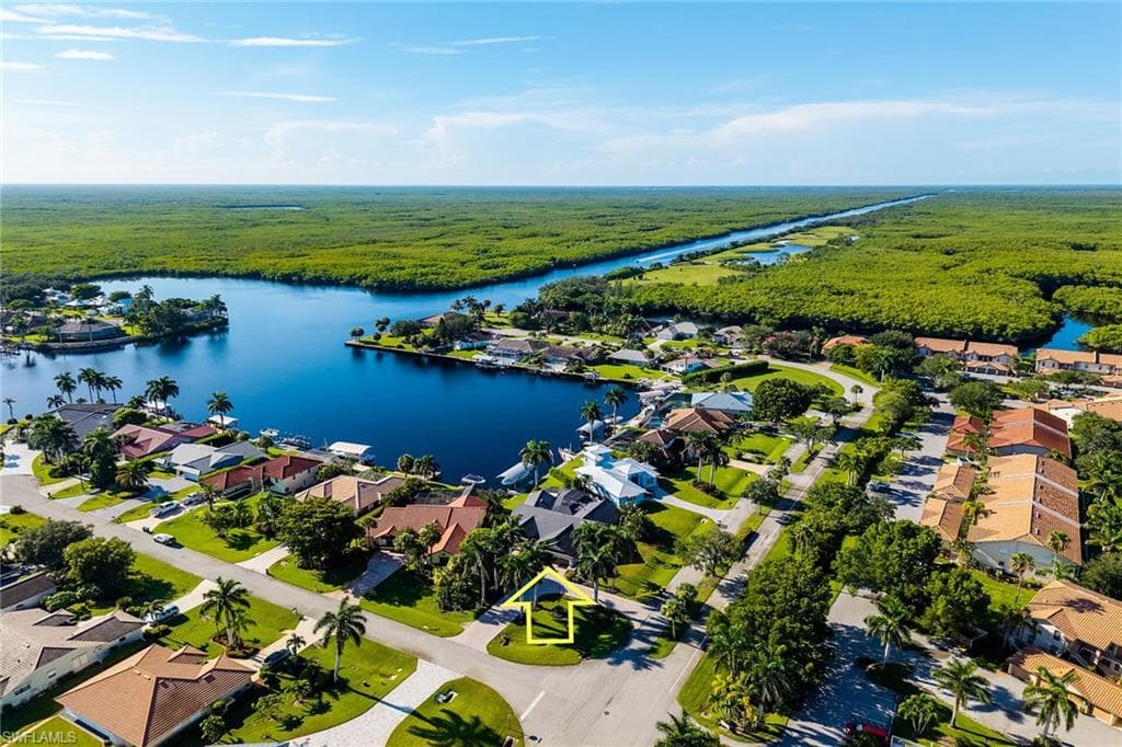 123 Newport Dr, Naples, FL 34114-39