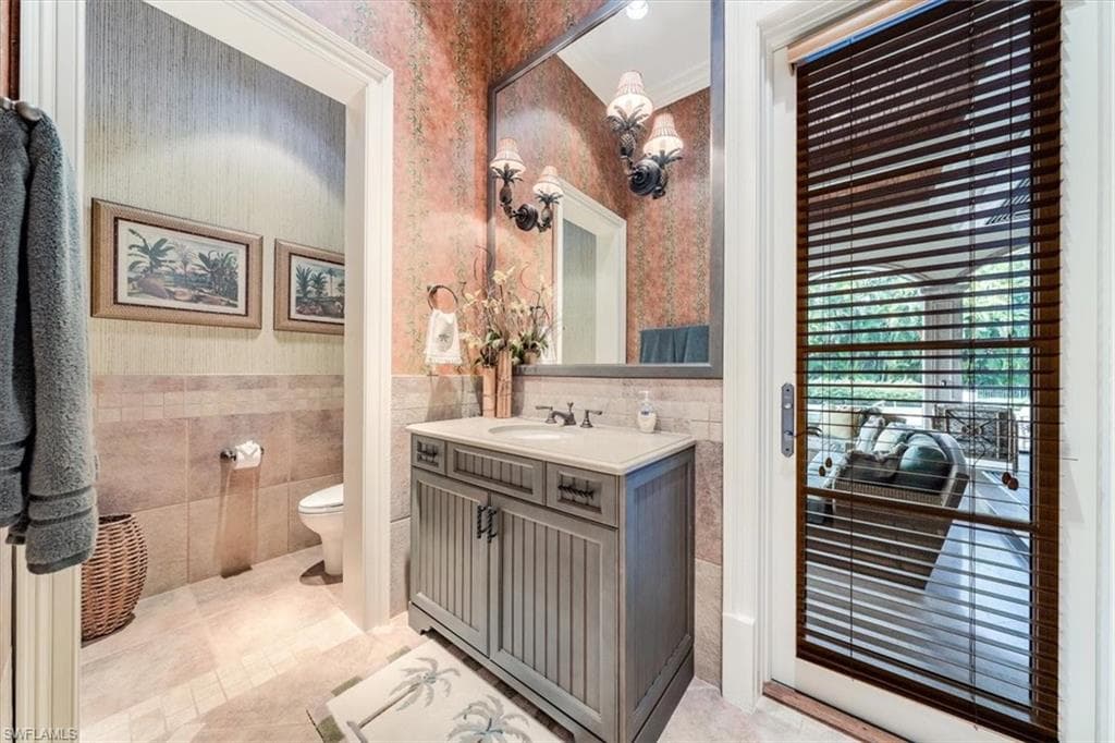 2116 Canna Way, Naples, FL 34105-36