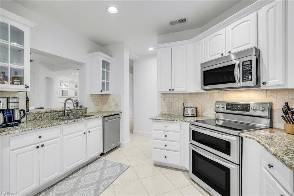 9018 Whimbrel Watch Ln 101, Naples, FL 34109-2