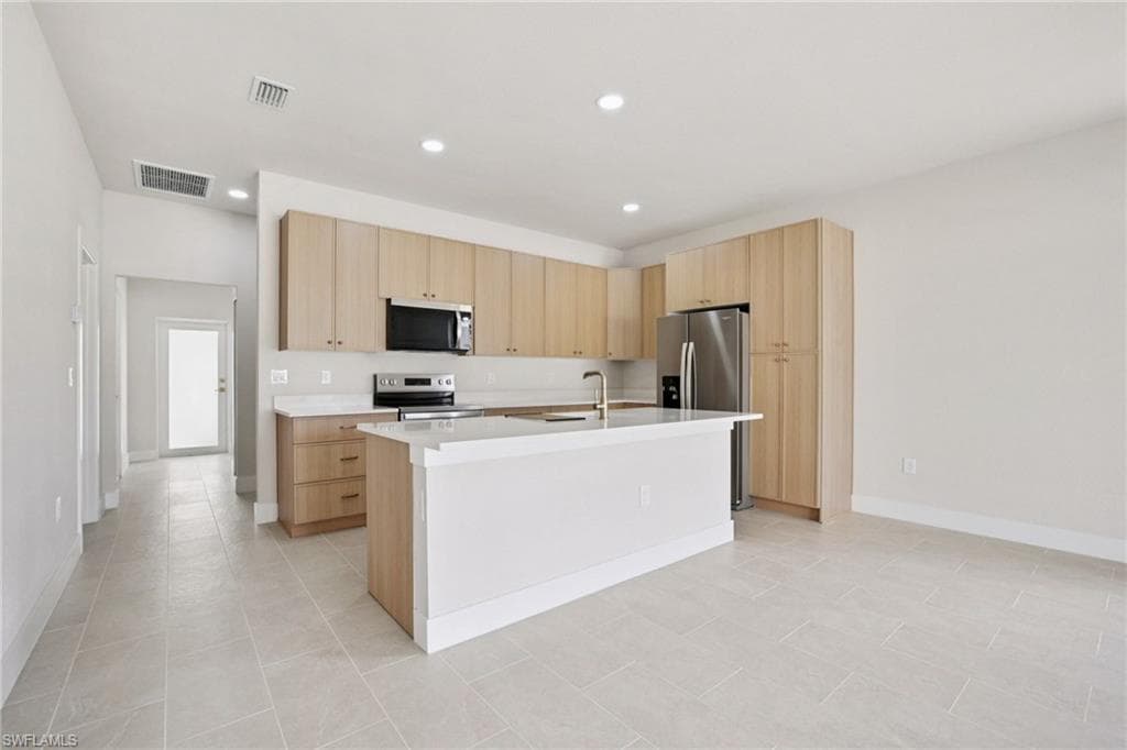 4873-4875 29th St SW, Lehigh Acres, FL 33973-4