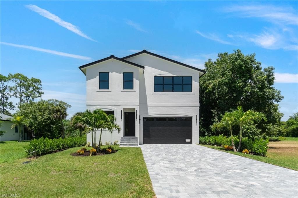 2769 Van Buren Ave, Naples, FL 34112-1