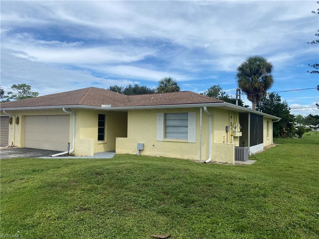 308 Highland Ave, Lehigh Acres, FL 33936-2