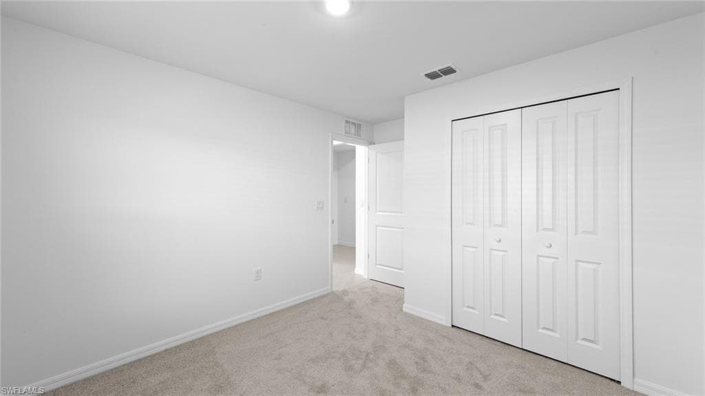 515 Redwood Ave S, Lehigh Acres, FL 33974-9