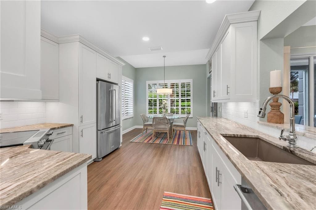 9048 Whimbrel Watch Ln 101, Naples, FL 34109-11