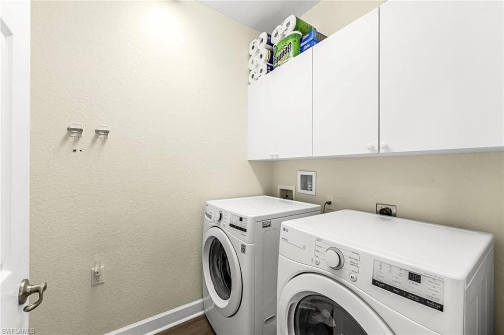9048 Whimbrel Watch Ln 101, Naples, FL 34109-35