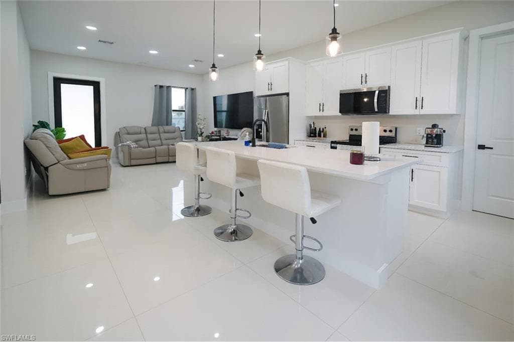 732 Troy Ave, Lehigh Acres, FL 33974-9