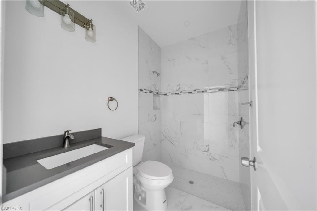 928/930 Hepburn Ave, Lehigh Acres, FL 33974-20